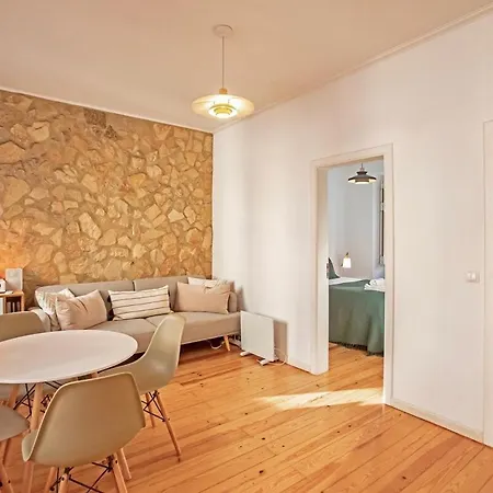 Renovated Cosy 1bedroom In Santos Лиссабон