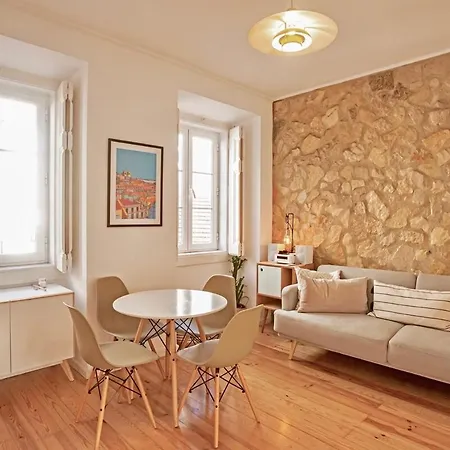 Renovated Cosy 1bedroom In Santos Ferienhaus Lissabon