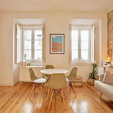 Ferienhaus Renovated Cosy 1bedroom In Santos *